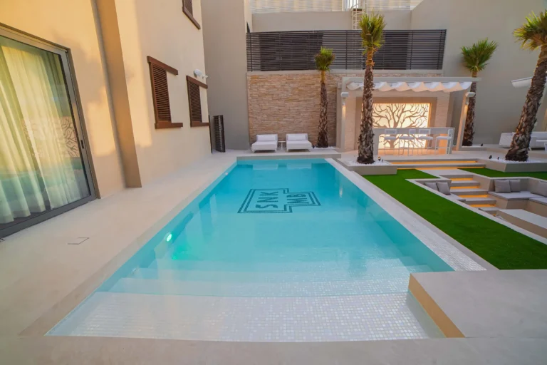 Swimming Pool Company in Dubai